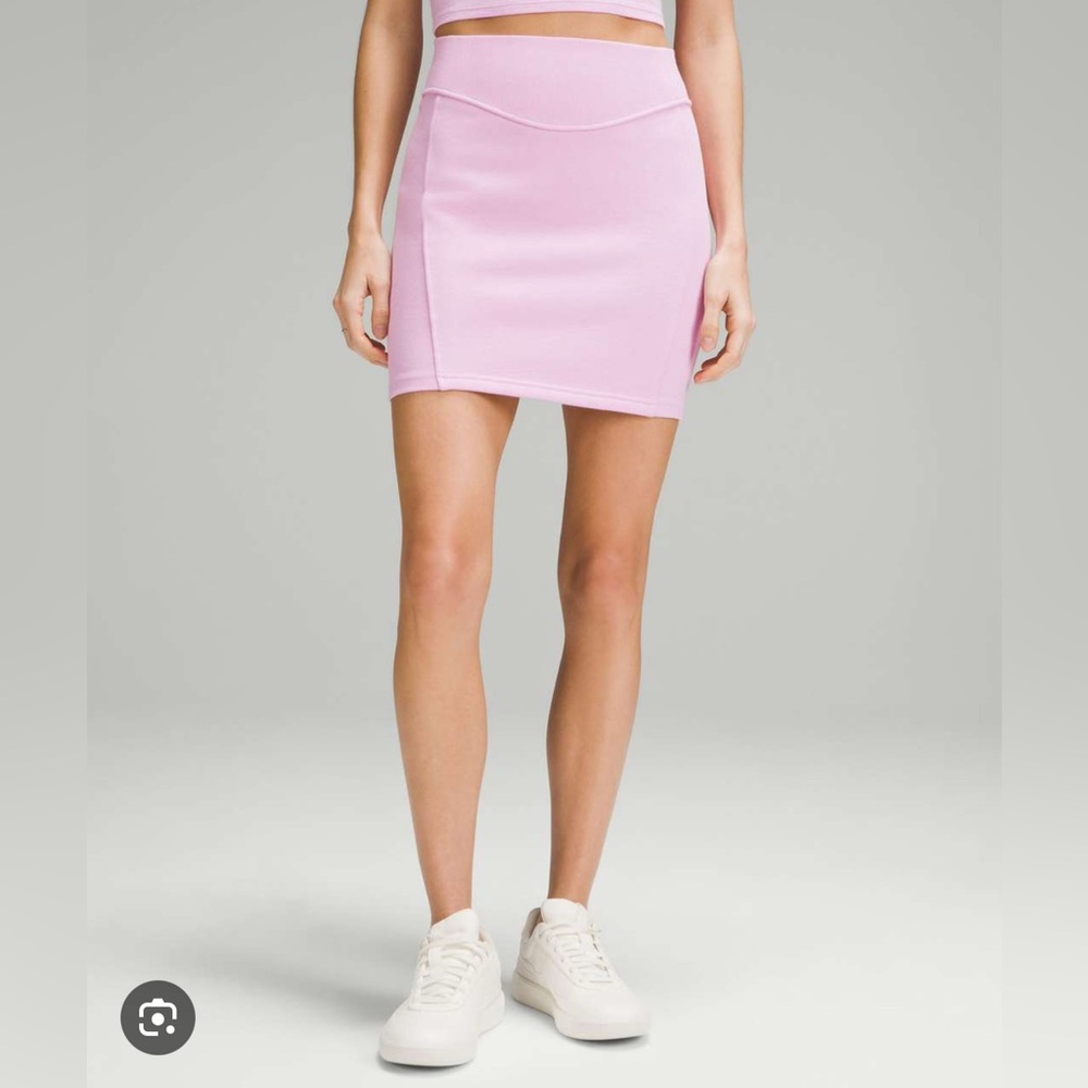 NWT Lululemon scuba HR mini skirt Vita Pink Size Medium